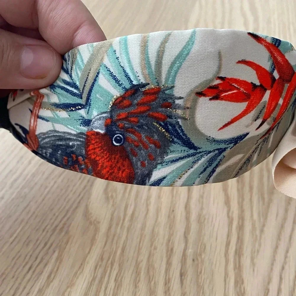 🆕Ivory Multi-print Bow Knot Headband🆕 - Picture 5 of 6